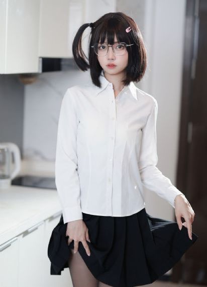 西班牙女郎完整版在线播放